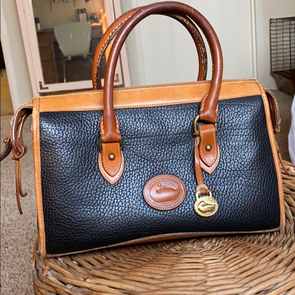 vintage dooney & bourke hand bag